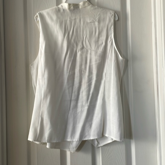 SZ L white wesket top - Picture 2 of 3
